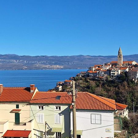 Apartmani Marin1 Vrbnik Zewnętrze zdjęcie