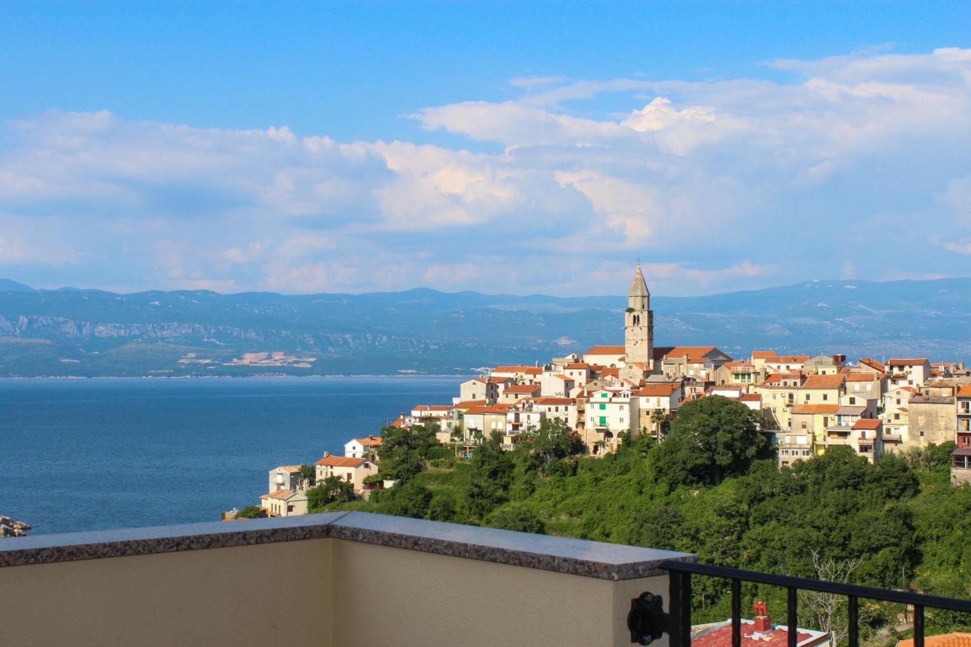 Apartmani Marin1 Vrbnik Pokój zdjęcie